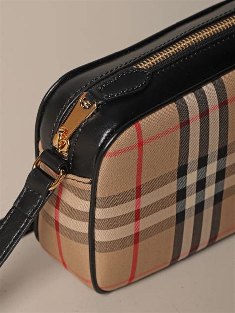 burberry borsa la postina|borse firmate burberry.